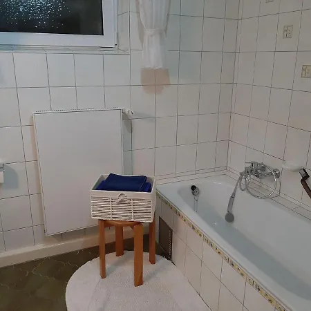 Relaxing In With Furnished Garden Apartment